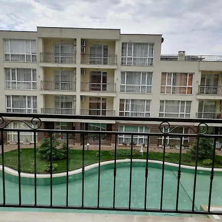 Cozy With Pool In Sunny Апартаменты *